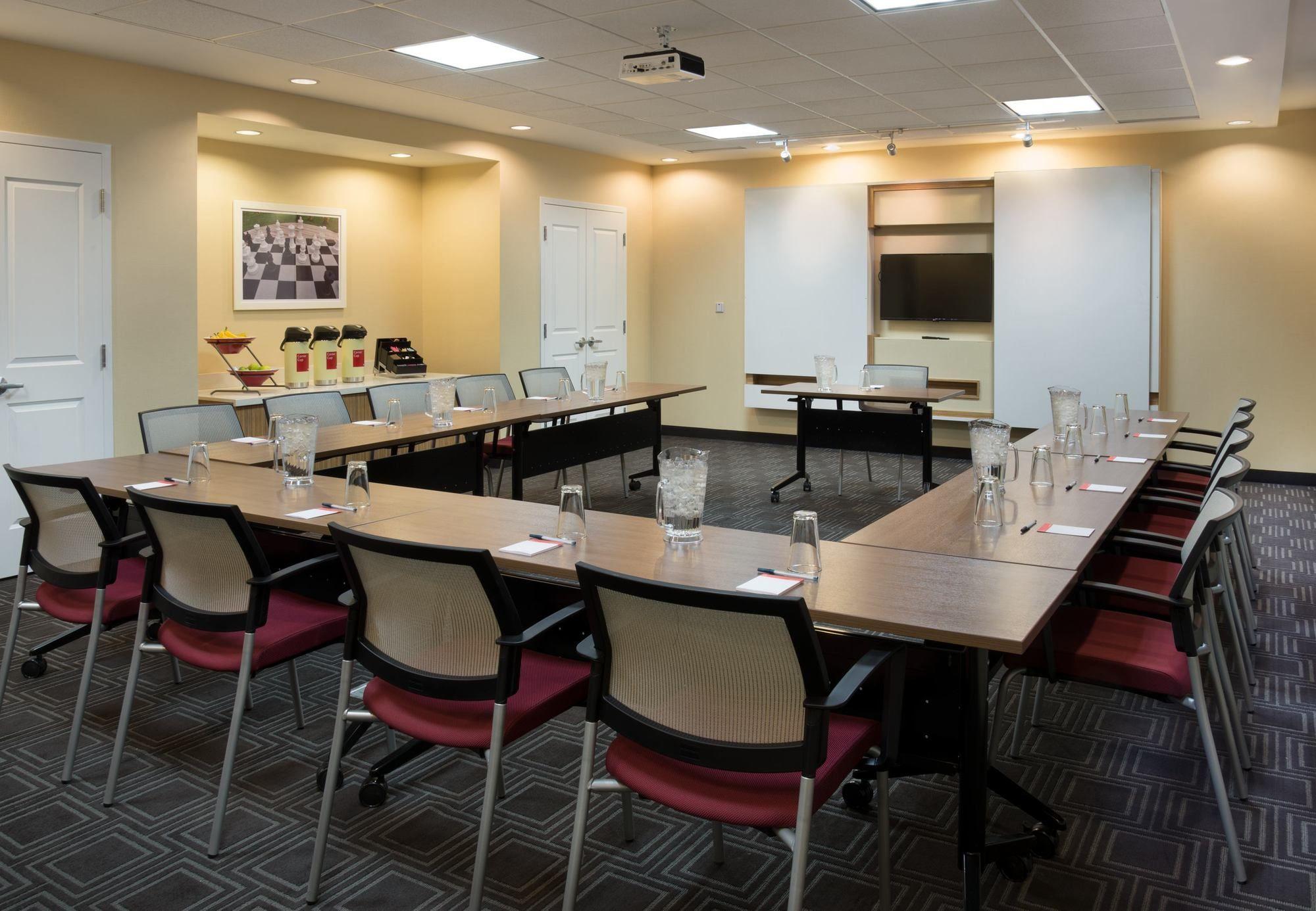 Towneplace Suites By Marriott Ottawa Kanata Esterno foto