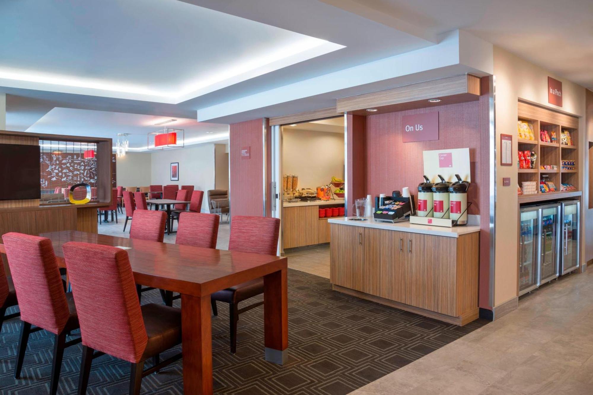 Towneplace Suites By Marriott Ottawa Kanata Esterno foto